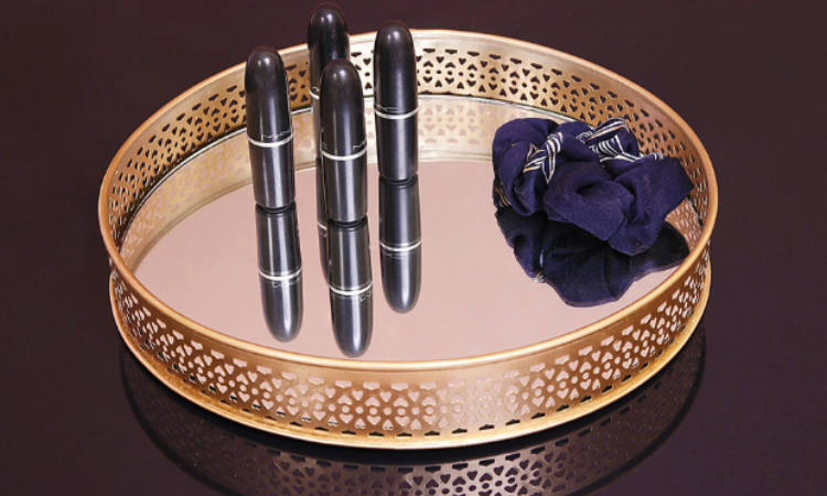 Decorative tray
